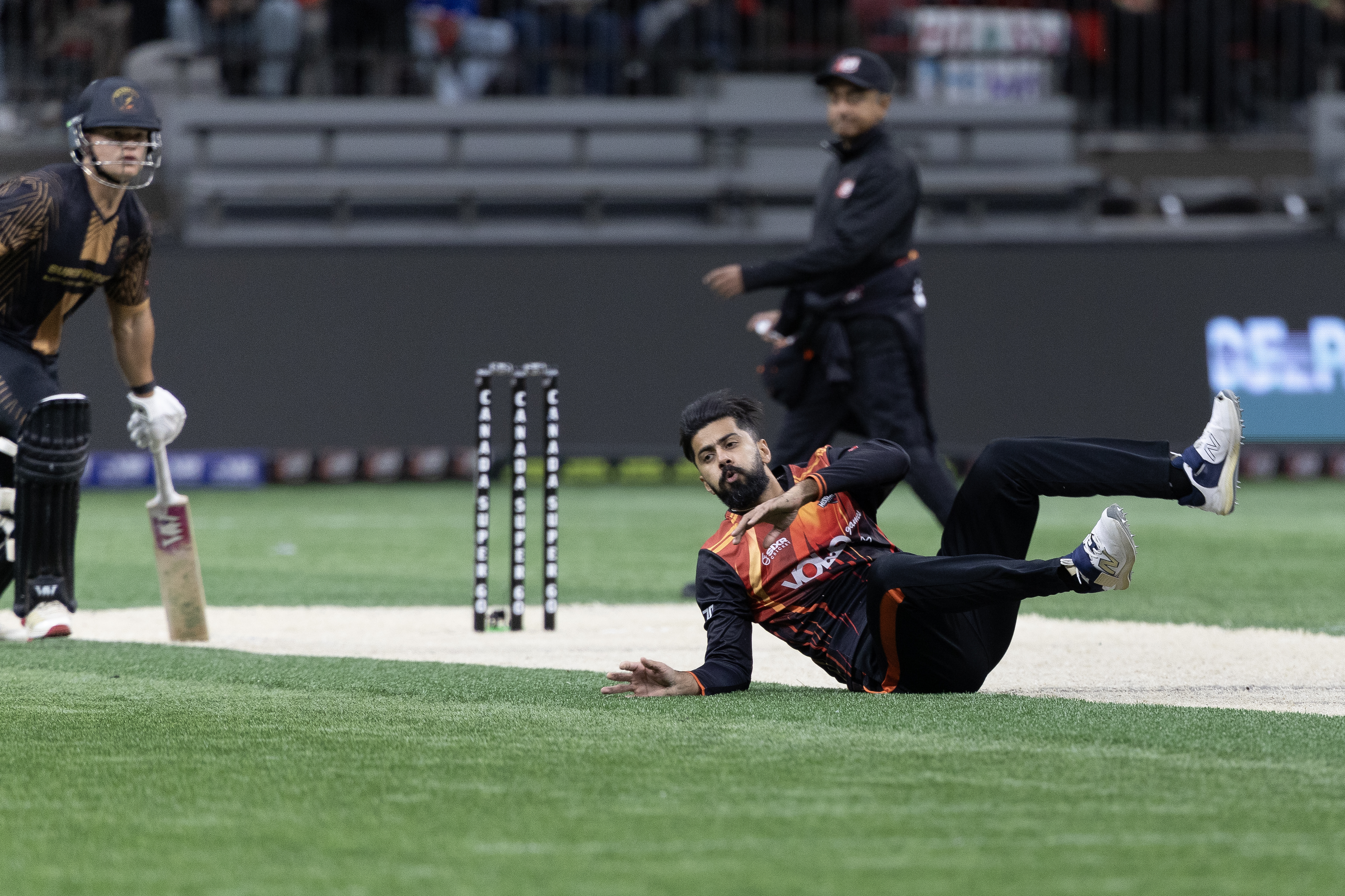 Canada Super 60 Semi-Final 2 — Mississauga Masters vs Brampton Blitz — photo 4